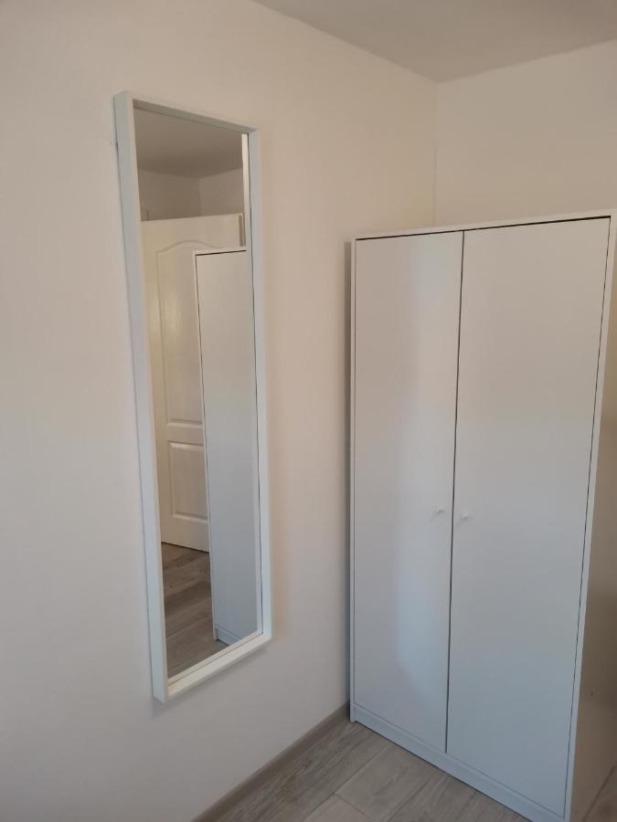 Ris Lägenhet Novi Sad