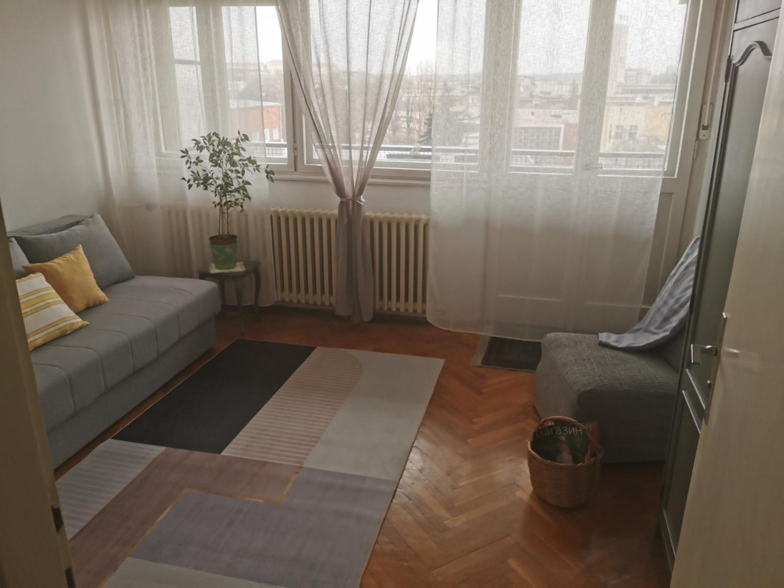 Ris Appartamento Novi Sad