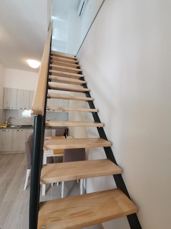 Appartamento Ris Novi Sad